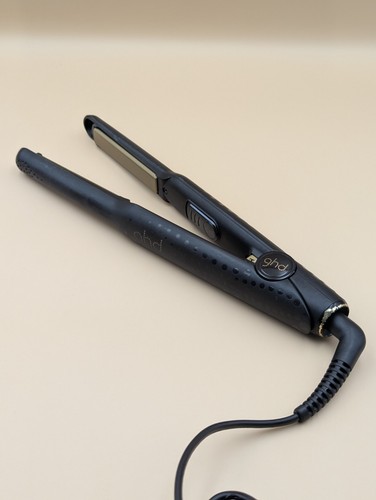 Piastra per capelli - ghd, v